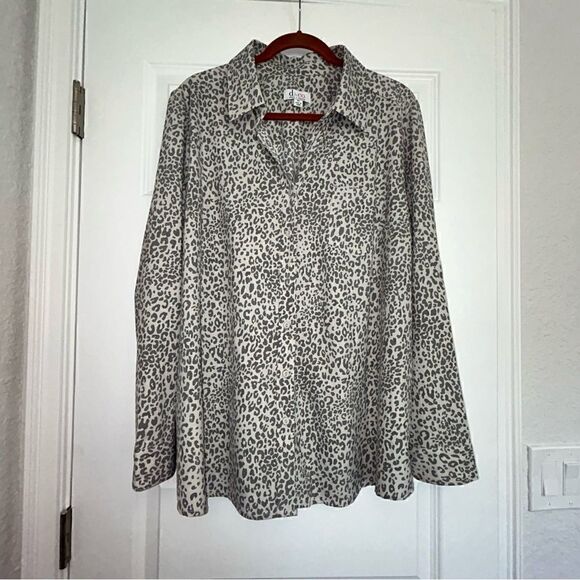 D&Co. Denim + Company Animal Print Button Front Blouse Top - Picture 1 of 6